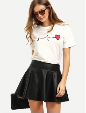 Short Sleeve Heart Print T-shirt