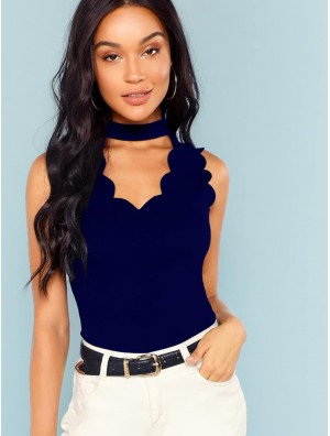 Scallop Trim V-Cut Neck Tank Top