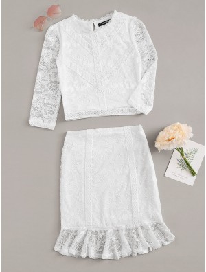 Keyhole Back Scallop Mock-neck Lace Top Skirt Set